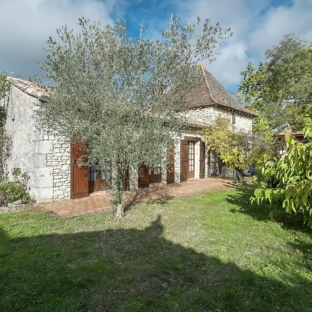 別荘 Charming Retreat In Bouniagues, Cleaning Included